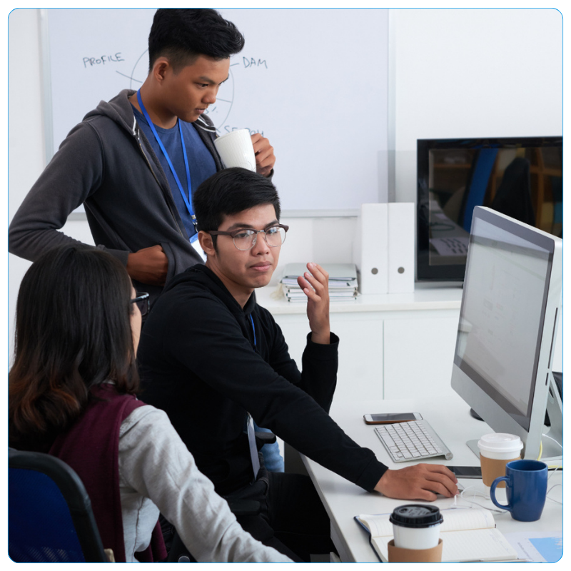 iReply LP Images telecom outsourced team working remotely from the office